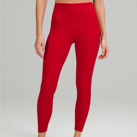 wunder under 25" luxtreme dark red 2022 lunar new year size 2 lululemon nwt - Picture 10 of 15